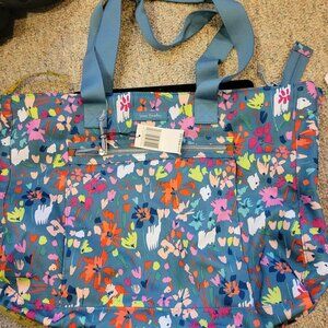 Vera Bradley Lighten-Up Expendable tote - NWT